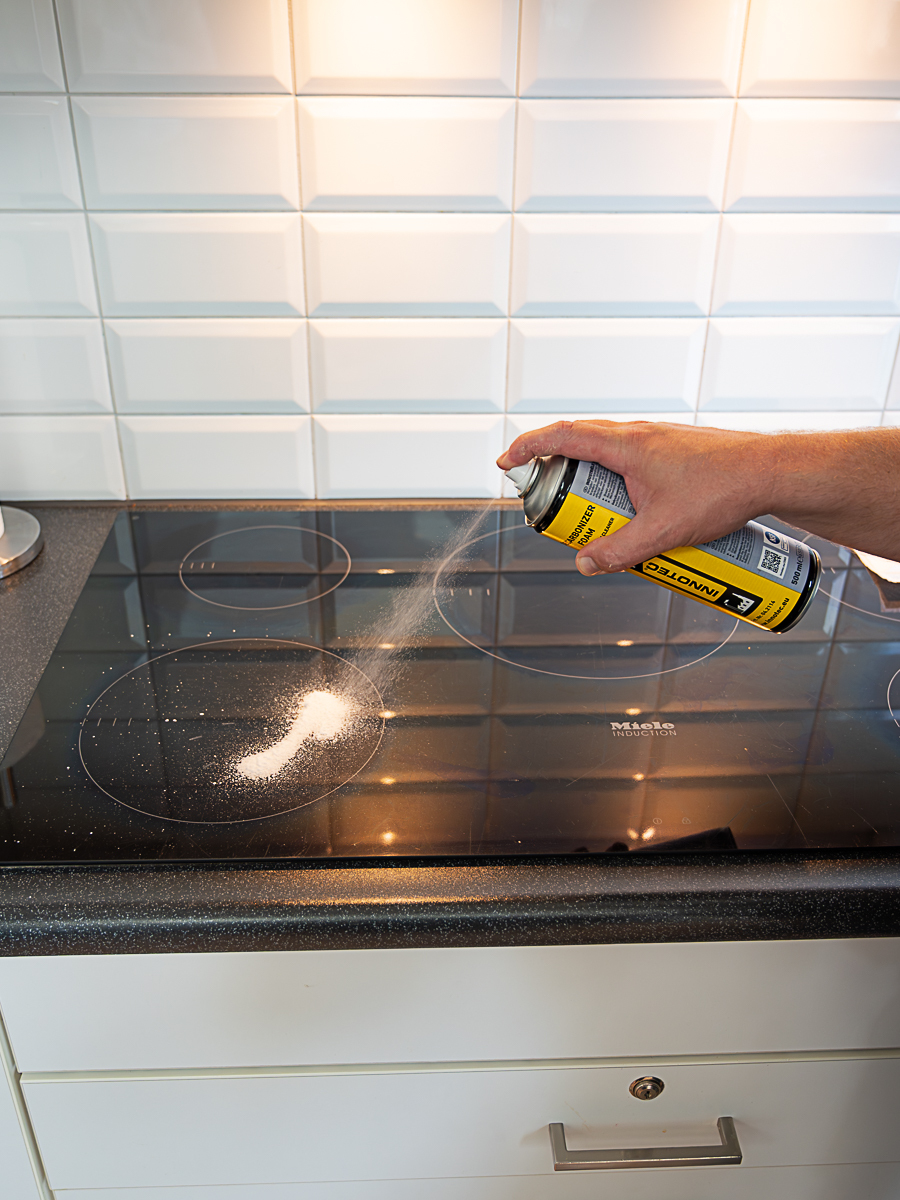 Decarbonizer Foam Low Res 12